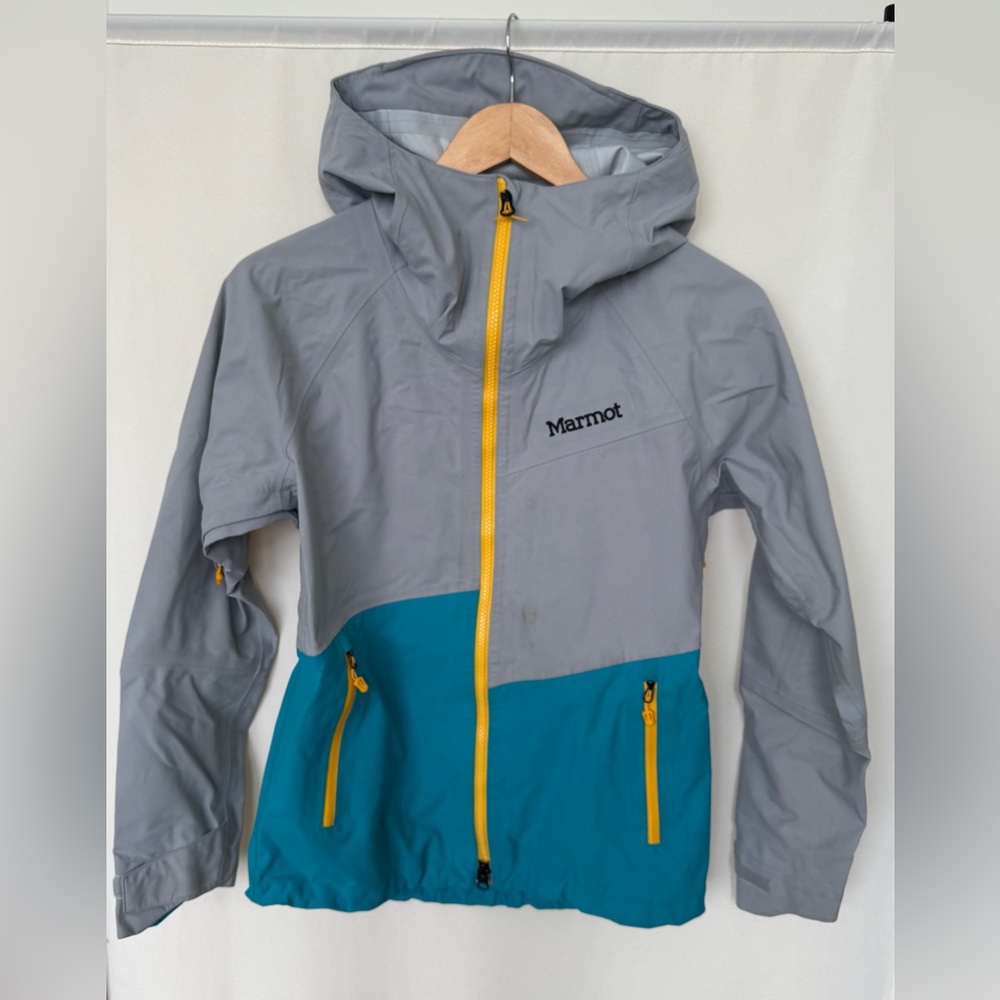 Marmot Gray and Blue Jacket with Yellow Zippers